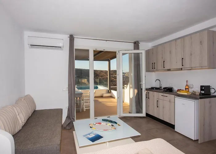 Myrsini's Luxury Merchia Vakantiehuis *